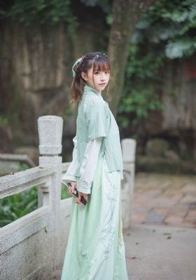 萨布丽娜的惊心冒险_1080P免费观看超清